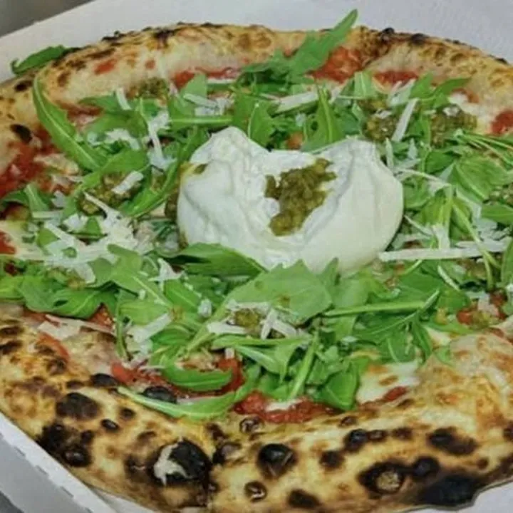 Pizza Burratina de Pizzería Nápoli, Ourense