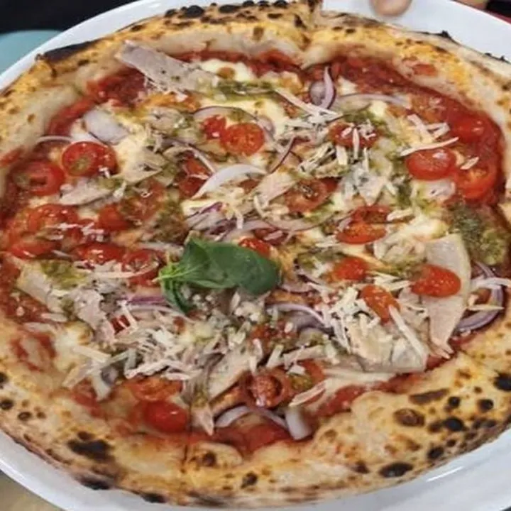 Pizza Estiva de Pizzería Nápoli, Ourense